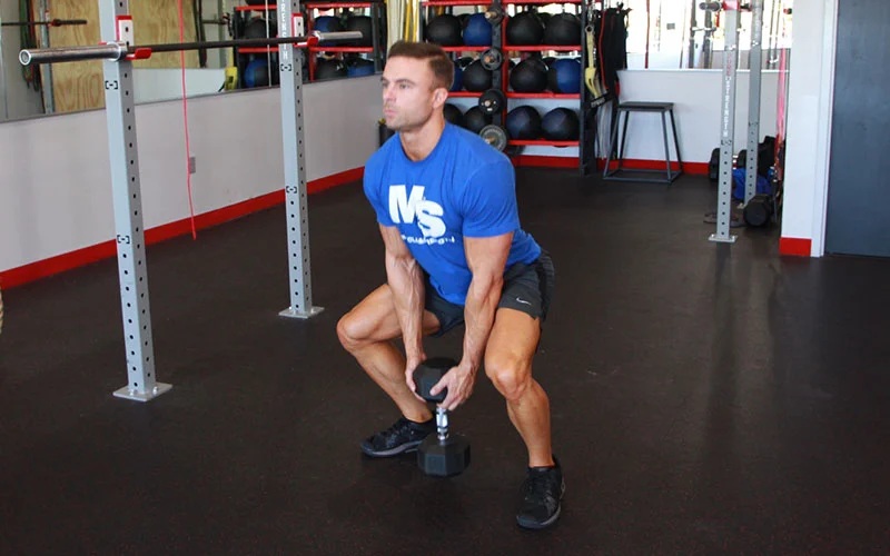اسکوات تک دمبل بین پا